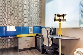 GLō Best Western Dallas South DeSoto