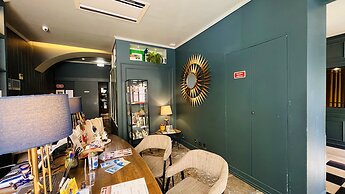 Quinta Colina by Shiadu