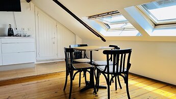 Quinta Colina by Shiadu