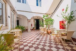 Quinta Colina by Shiadu