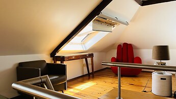 Quinta Colina by Shiadu