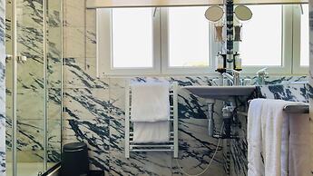 Quinta Colina by Shiadu