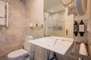 Quinta Colina by Shiadu