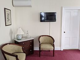 Benjamin Ellis House Bed & Breakfast