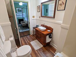 Benjamin Ellis House Bed & Breakfast