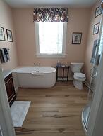 Benjamin Ellis House Bed & Breakfast