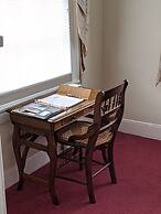 Benjamin Ellis House Bed & Breakfast