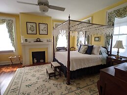 Benjamin Ellis House Bed & Breakfast