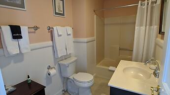 Benjamin Ellis House Bed & Breakfast