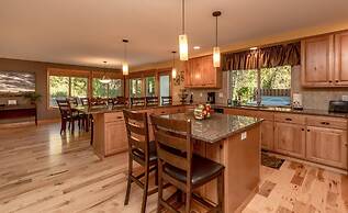 Evergreen Mountain Lodge