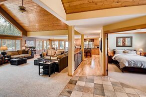 Evergreen Mountain Lodge