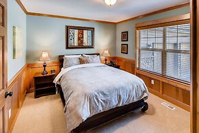 Evergreen Mountain Lodge