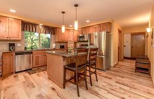 Evergreen Mountain Lodge