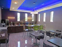 Hotel Blue - Woodlands