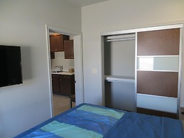 Hotel Blue - Woodlands