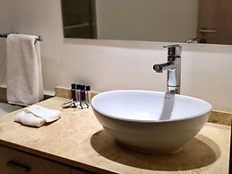 Alameda Downtown Apartment 404