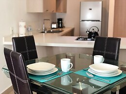 Alameda Downtown Apartment 404