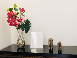 Alameda Downtown Apartment 404