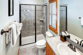 Cascade Mountain Villa