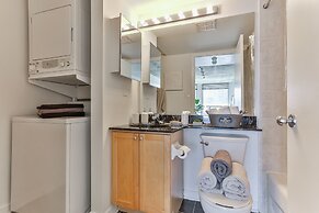 QuickStay - Sunlit Luxury Loft on King West