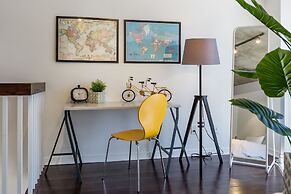 QuickStay - Sunlit Luxury Loft on King West