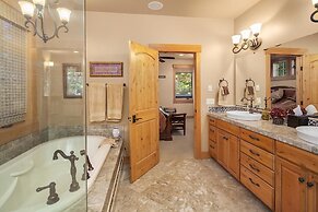 4,000sqft Private Luxury Home Htd Game Rm & Kids Bonus Rm Hot Tub