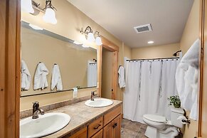 4,000sqft Private Luxury Home Htd Game Rm & Kids Bonus Rm Hot Tub