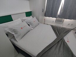 Rio Rentals 021- C044 Studio com vista mar