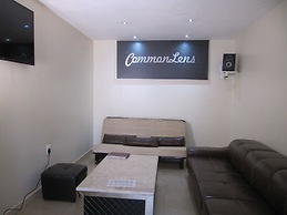 Commonlens Inn Hotel.