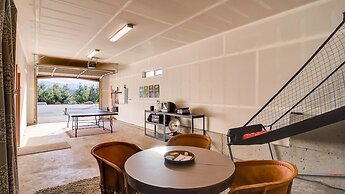 Roslyn Ridge Retreat