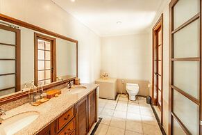 Kecapi Villa Seminyak by Ini Vie Hospitality