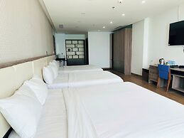 Alisia Beach Hotel Da Nang
