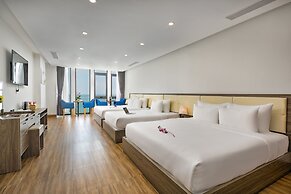 Alisia Beach Hotel Da Nang