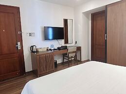 Alisia Beach Hotel Da Nang