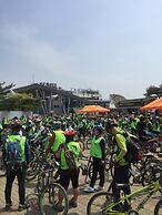 The Guesthouse DMZ Stay - Hostel