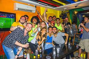 Hangout Hostel HCM