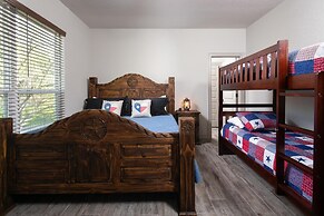 Southern Comfort Rr7252 4 Bedroom Home by RedAwning