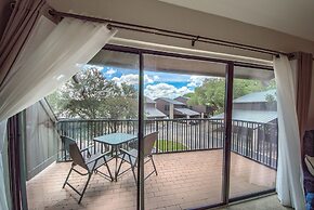 De Comal Cw C101 2 Bedroom Condo by RedAwning