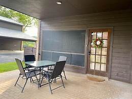 De Comal Cw C101 2 Bedroom Condo by RedAwning