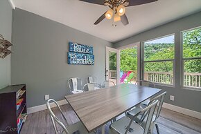 Blue Paradise Rr8554 3 Bedroom Home by RedAwning