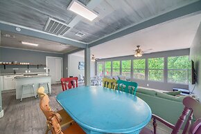 Blue Paradise Rr8554 3 Bedroom Home by RedAwning