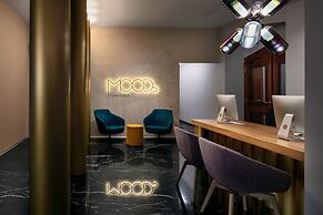 MOODs Charles Bridge