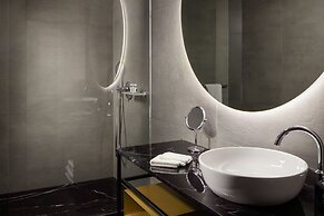 MOODs Charles Bridge