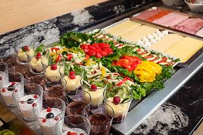 MOODs Charles Bridge