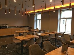 MOODs Charles Bridge