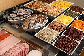 MOODs Charles Bridge