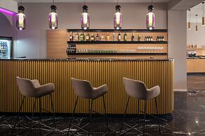 MOODs Charles Bridge