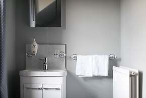 Fir Tree B&B at Galvelbeg House