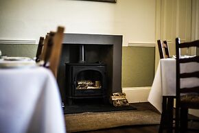 Fir Tree B&B at Galvelbeg House