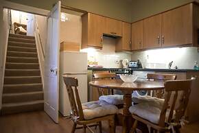 Fir Tree B&B at Galvelbeg House